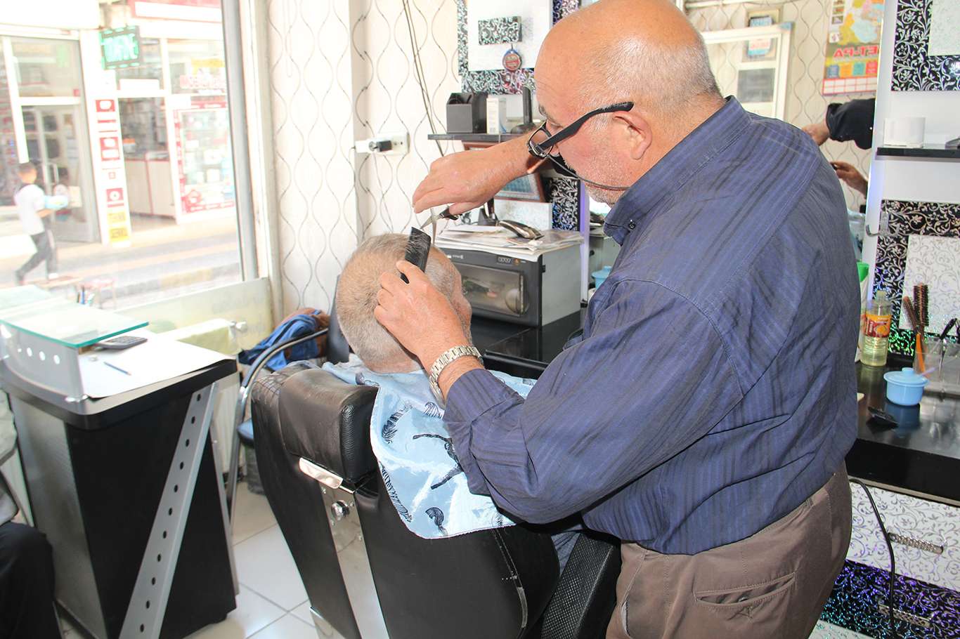 Yarım asırlık berber: Şimdiki imkanlar eskiden yoktu